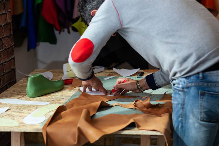shoe-designer-working-with-leather-2021-08-